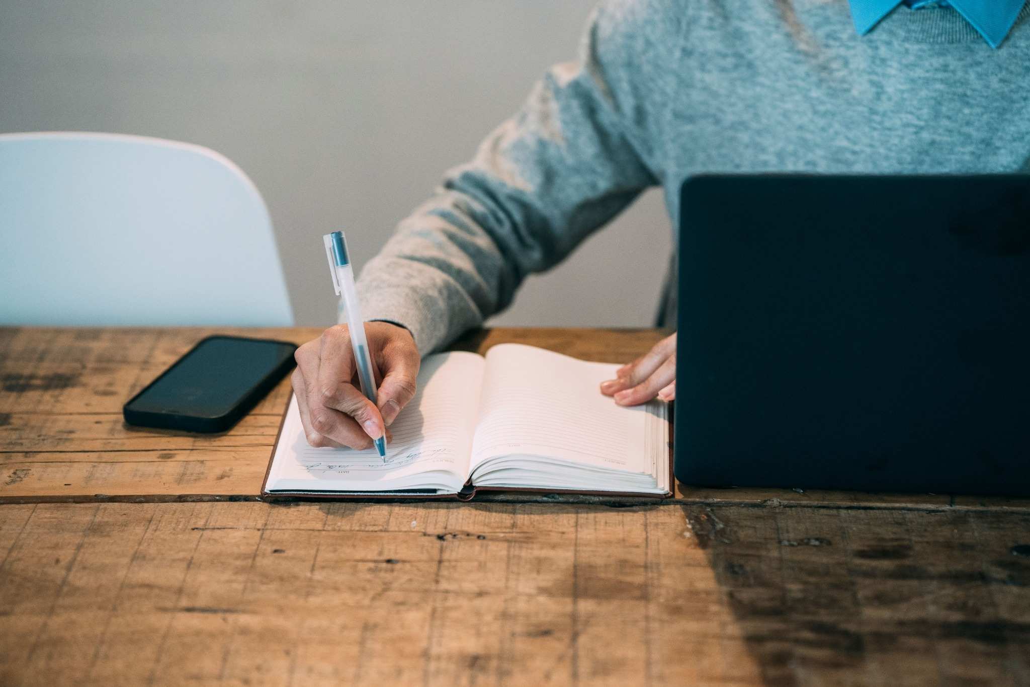 How to Write a CV for Jobs Abroad