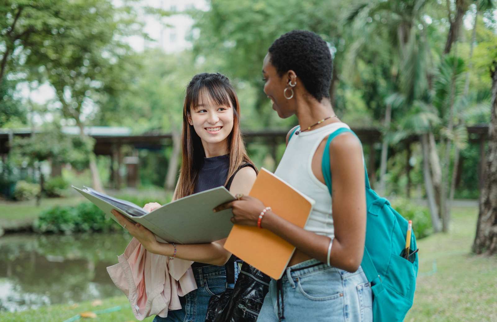 Undergraduate Scholarships Abroad: How to Find and Apply for Funding in 2027